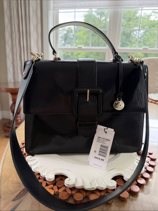 Brahmin Handbags - Brahmin medium Francine Black Topsail Genuine Leather
Style Q88115900001